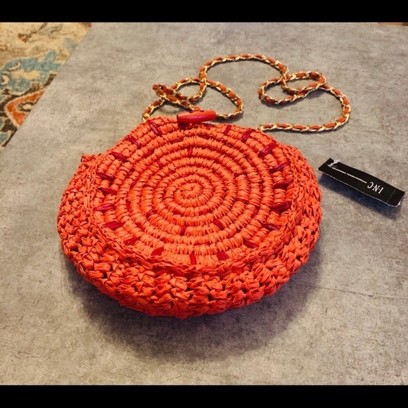 🔥50% OFF!🔥INC round straw bag red and orange - Picture 2 of 8